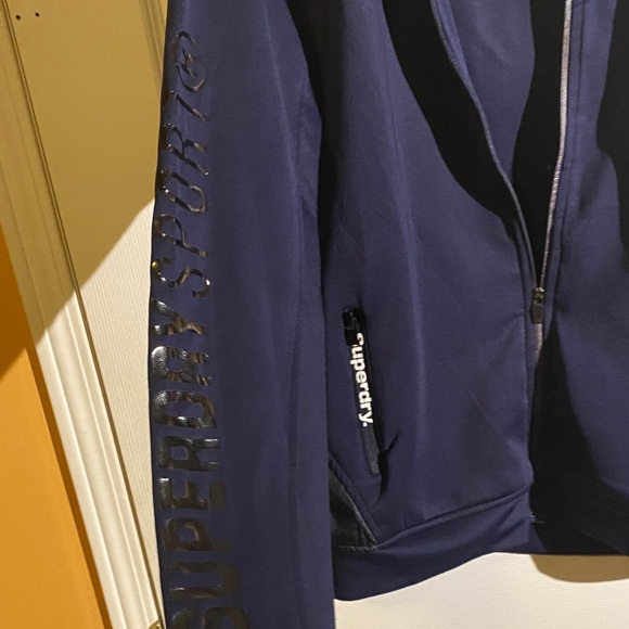 Superdry Sport Dark Blue Jacket - Picture 6 of 7